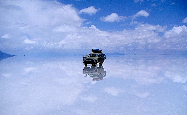 Salar de Uyuni mirror