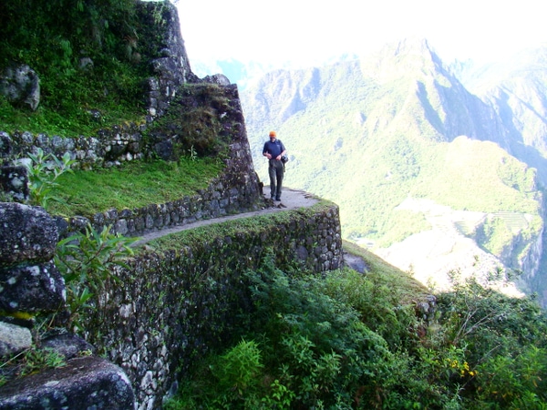 Huayna Picchu trail