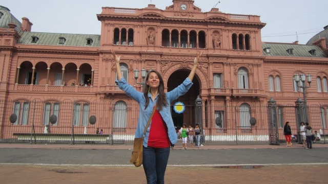 Laryssa Casa Rosada