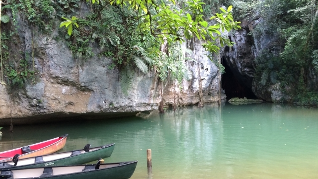 Barton Creek Cave, Cayo District