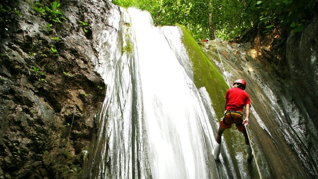 Waterfall-Rappelling El Remanso, Osa Peninsula