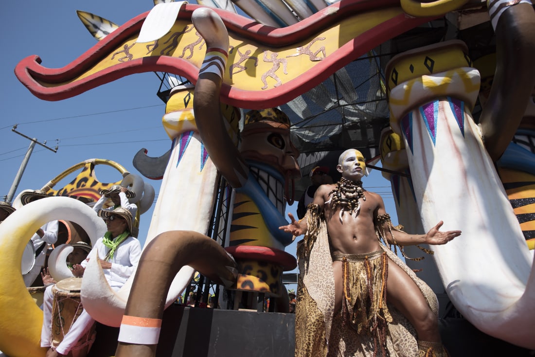 One of the many Batalla de Flores floats, built Carnival experts and an essential part of the first parade. Rewriting the Map/Emanuel Echeverri