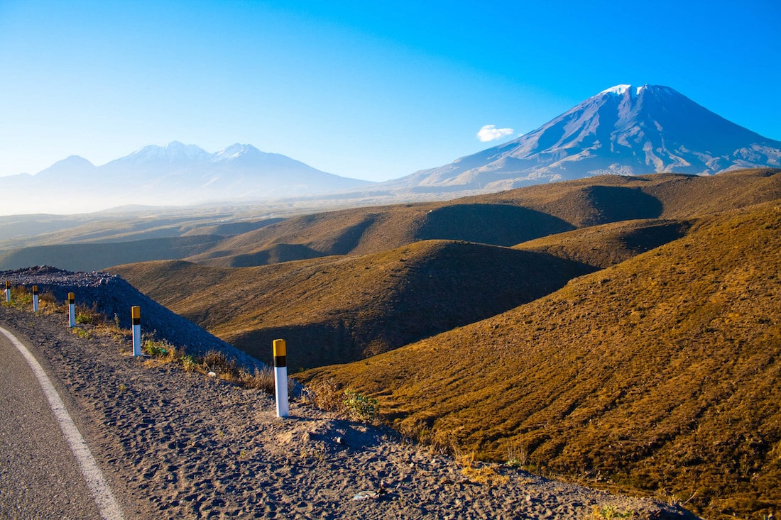 The drive into Arequipa.